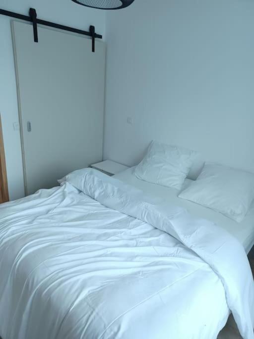 Appartement.1 Saint-Ouen  Extérieur photo